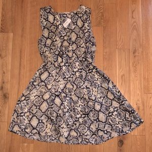 Snake print dress button down the front